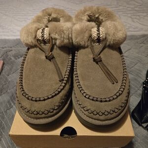 Cozy Ugg Tasman Alpine Suede Women's Moccasin Slippers Color Is Hickory